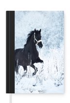 Notitieboek - Schrijfboek - Paard - Sneeuw - Winter - Notitieboekje klein - A5 formaat - Schrijfblok