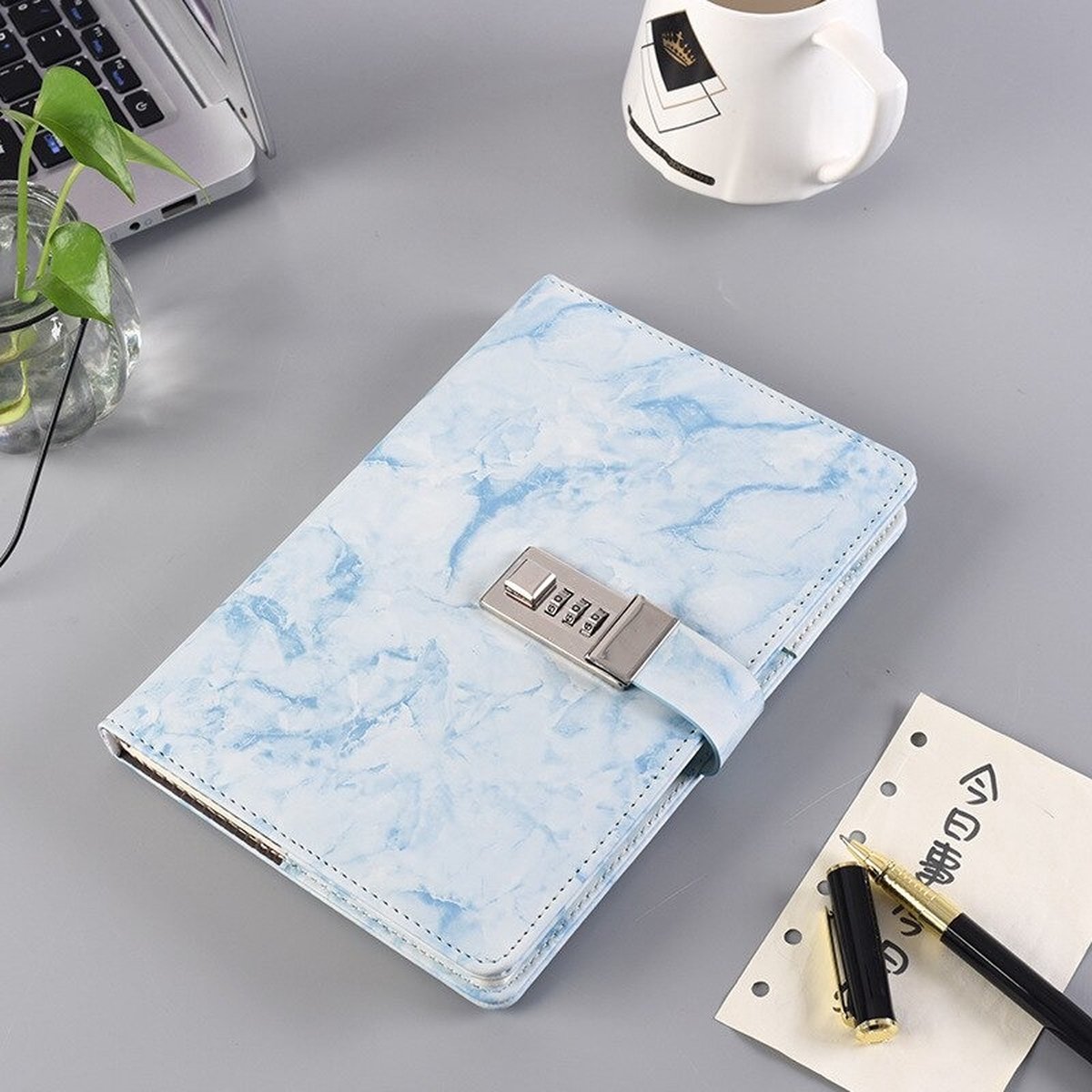 WiseGoods Luxe Dagboek Met Slot - Leder Notitieboek - Cadeau - Journal Notebook - Diary - Geschenk - Schrift - A5 Papier - Blauw