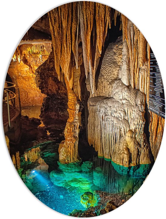 WallClassics - PVC Schuimplaat Ovaal - Luray Caverns - 60x80 cm Foto op Ovaal  (Met Ophangsysteem)
