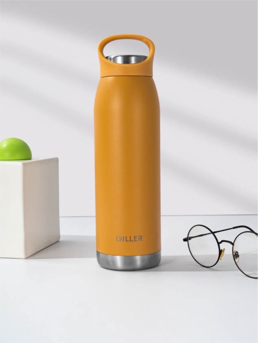 Diller thermosfles - drinkfles - dubbelwandige thermosfles - vacuum drinkfles - handige handgreep - roestvrijstaal - BPA-free - 700 ML - geel