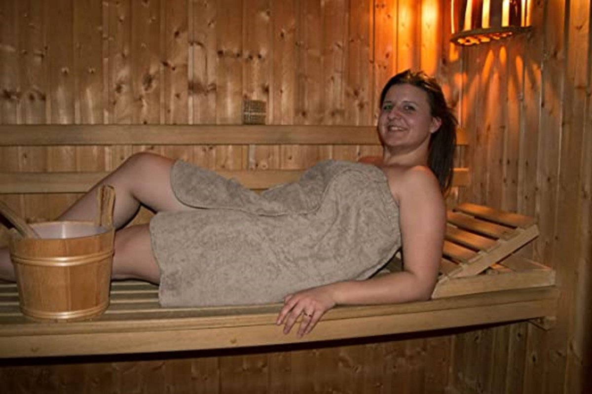 bath towel , sauna kilt for women cuddly soft , sarong kilt