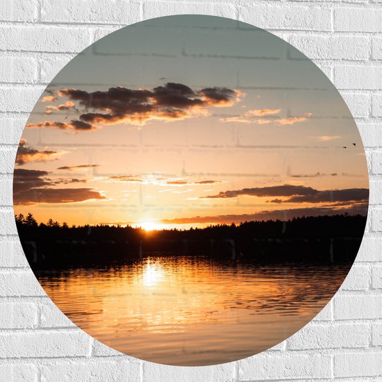 WallClassics - Muursticker Cercle - Coucher de Soleil à l'Orée d'une Forêt - 90x90 cm Photo sur Muursticker