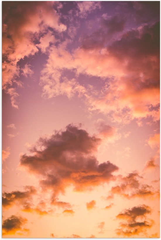 WallClassics - Poster Glanzend – Pastelkleurige Wolken - 50x75 cm Foto op Posterpapier met Glanzende Afwerking