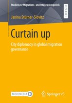 Studien zur Migrations- und Integrationspolitik - Curtain up
