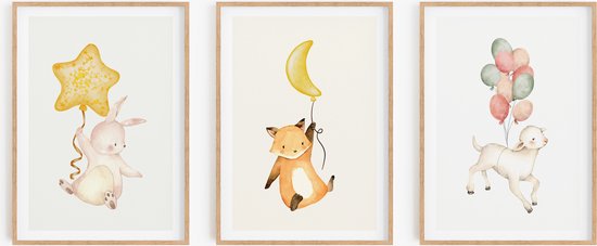 No Filter Babykamer posters set - 3 stuks - 30x40 cm - Kinderkamer decoratie - Lammetje, konijn en Vosje met ballon