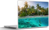 Laptop sticker - 15.6 inch - Strand - Zee - Vis - Eiland - 36x27,5cm - Laptopstickers - Laptop skin - Cover