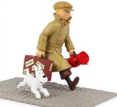 Figurine Tintin "Les Retrouvailles". Pièce de collection officielle Tintin/ Moulinsart . Nouveauté 2022, hauteur 22 cm.