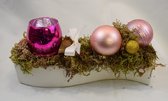 Kerststukje in wit aardewerk schaaltje met waxinelichtjeshouder, Roze, L 27 cm, H 7 cm, Br 6 cm