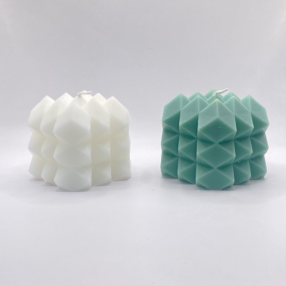 Heyumybit Lot de 2 Bougies à Bulles Faites à la Main,Cubiques Bougies,Bougies Parfumées Naturelles et Parfumées,Bougie Décorative en Cire de Soja Naturelle Faite à la Main | Votre wishlist sur