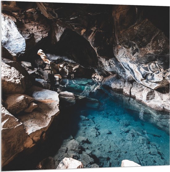 WallClassics - Verre Acrylique - Water Bleue Claire dans Une Grotte Beige - 100x100 cm Photo sur Verre Acrylique (avec système de suspension)