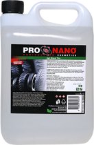 ProNano | Pro Nano Agri Black Tire 5L | Bumper en bandenzwart | Product speciaal ontwikkeld voor het beschermen en herstellen van banden van landbouwvoertuigen en machines.