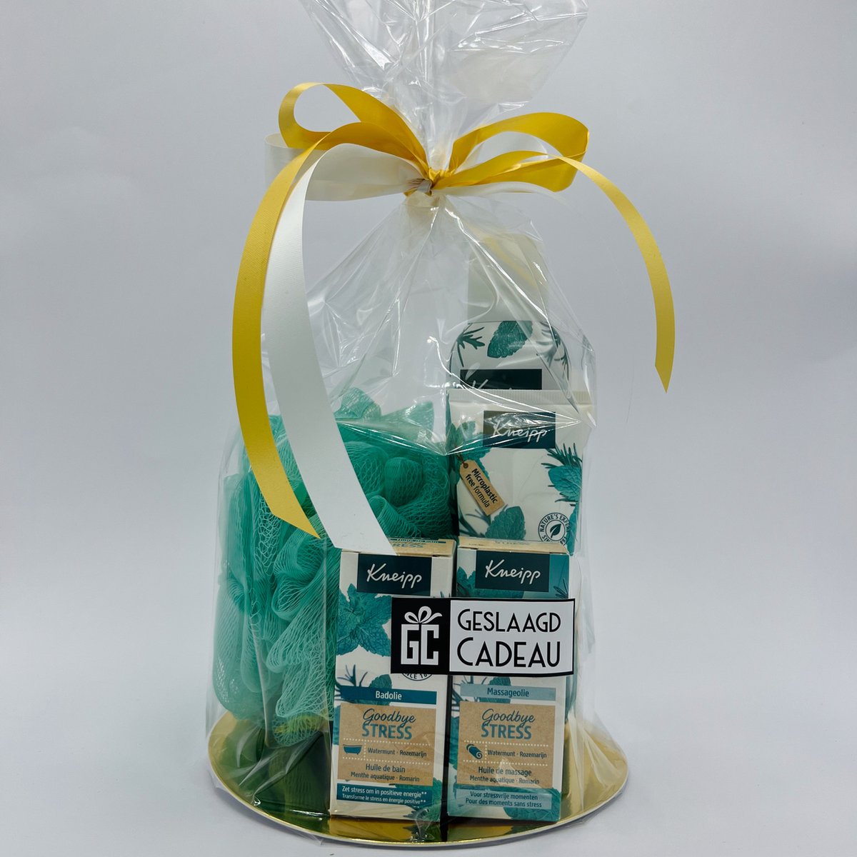 Goedkoopste Cadeau Kneipp Goodbye Stress massageolie - badolie - Kneipp douche foam - Kneipp bodylotion - douchespons - Kneipp Geschenkset vrouwen - verjaardag - kerstcadeau - kerstcadeau voor vrouwen - 5 producten