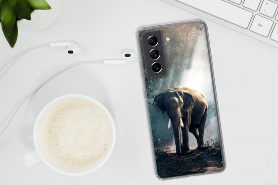 Coque Samsung Galaxy S21 FE - Éléphant - Animaux - Lumière - Forêt - Nature - Animaux sauvages - Coque de téléphone en Siliconen