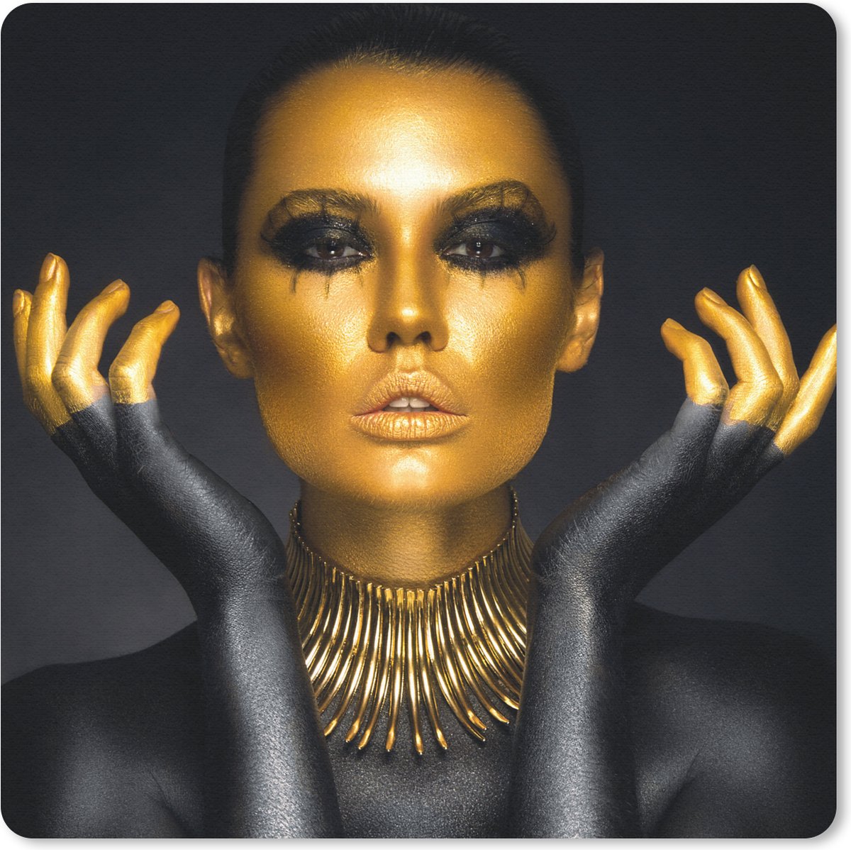 Muismat 30x30 cm - Mousepad Vrouw - Portret - Goud - Luxe - Zwart - Muismatten