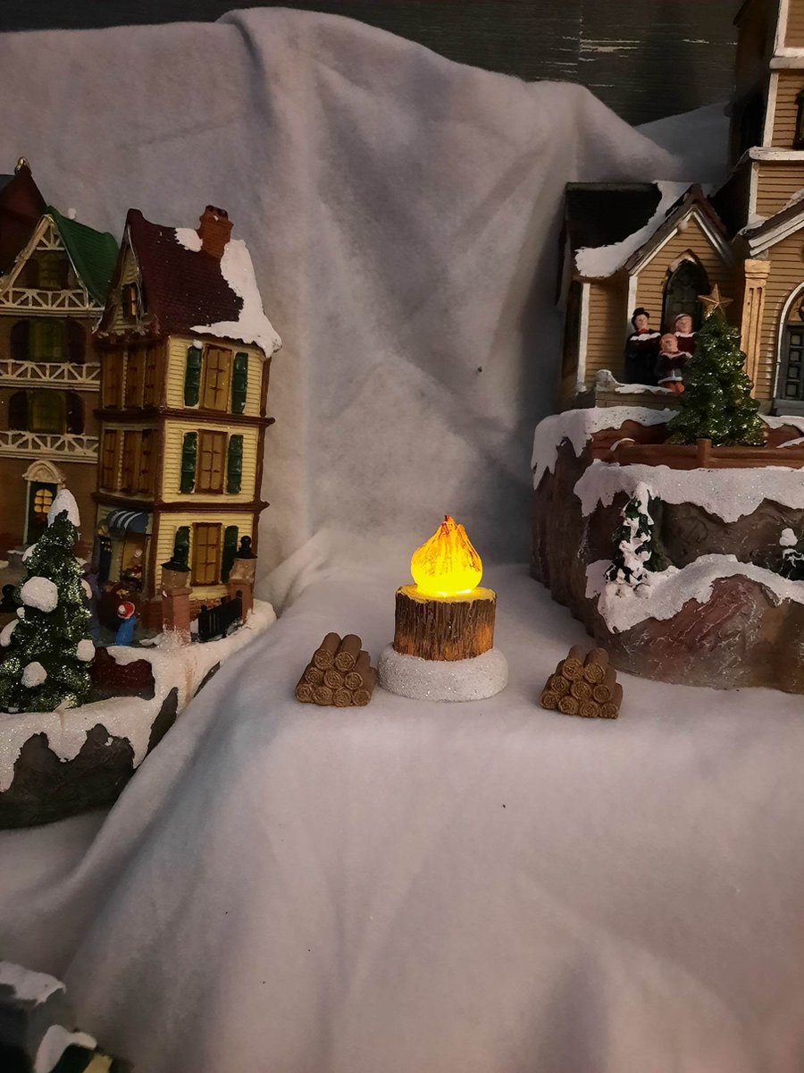 kerstdorp accessoire vuurkorf met hout incl batterij kerstmis kerst winterdorp 3 x 3 stuks