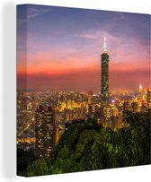 Canvas Schilderij Panoramisch uitzicht op de Taipei 101 in het Aziatische Taiwan - 50x50 cm - Wanddecoratie