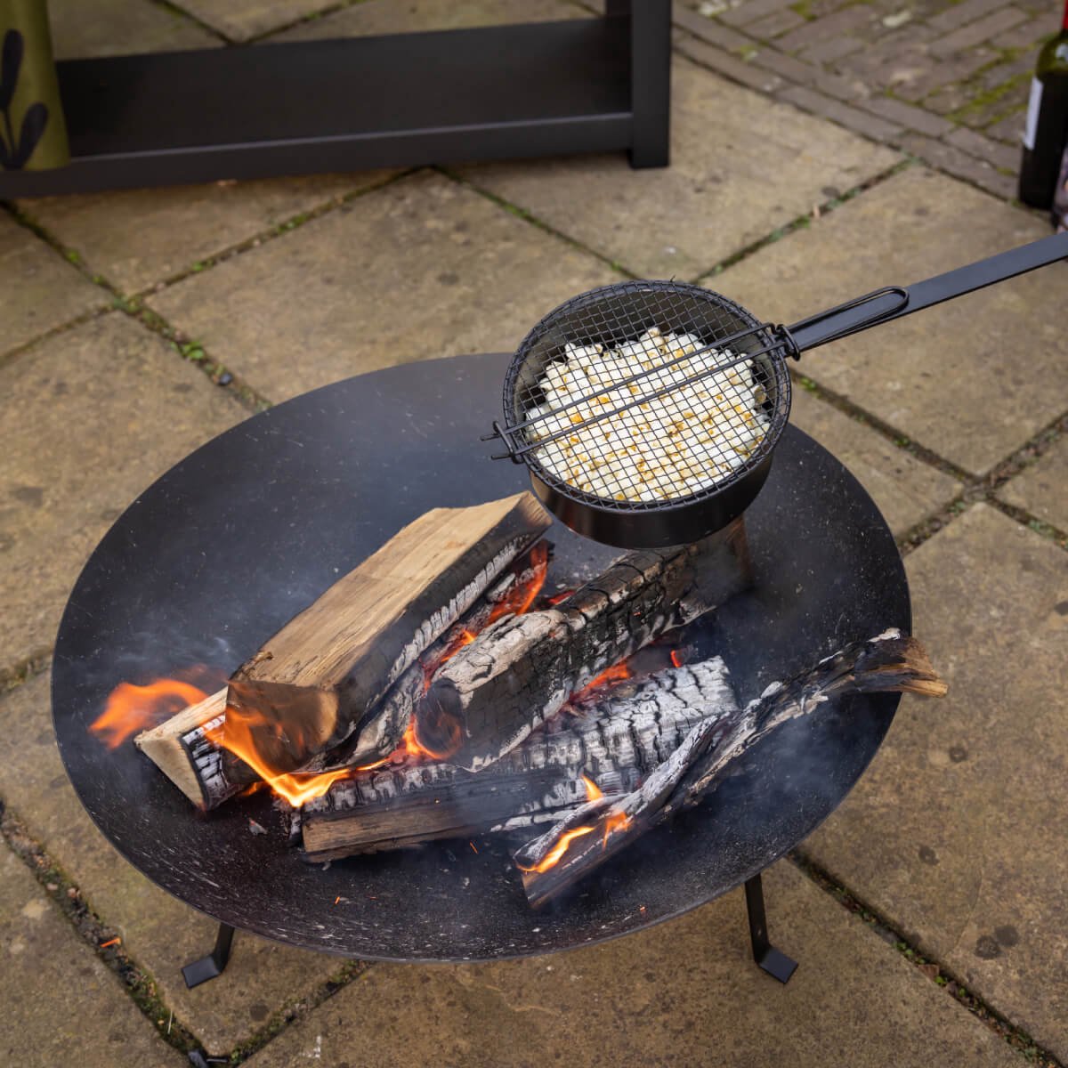 Popcornpan voor kampvuur, barbecue of houtkachel