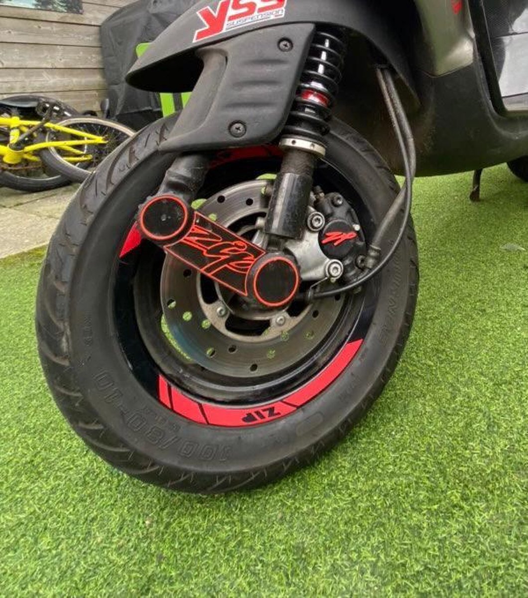 Wielstickers - Piaggio Zip Accessoire - Scooter Accessoire - Scooter Sticker - Wiel - Mat Rood – foto 2