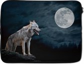Laptophoes 17 inch - Wolf - Maan - Nacht - Dieren - Portret - Laptop sleeve - Binnenmaat 42,5x30 cm - Zwarte achterkant