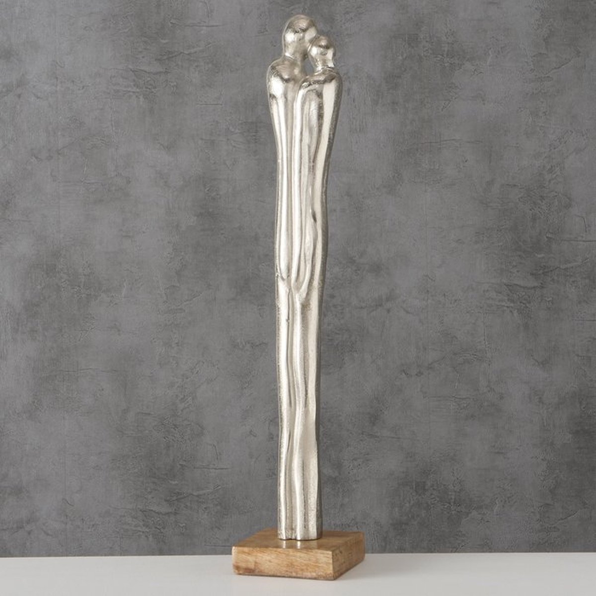 Beeld Villers, man en vrouw, h53cm, vernikkeld aluminium