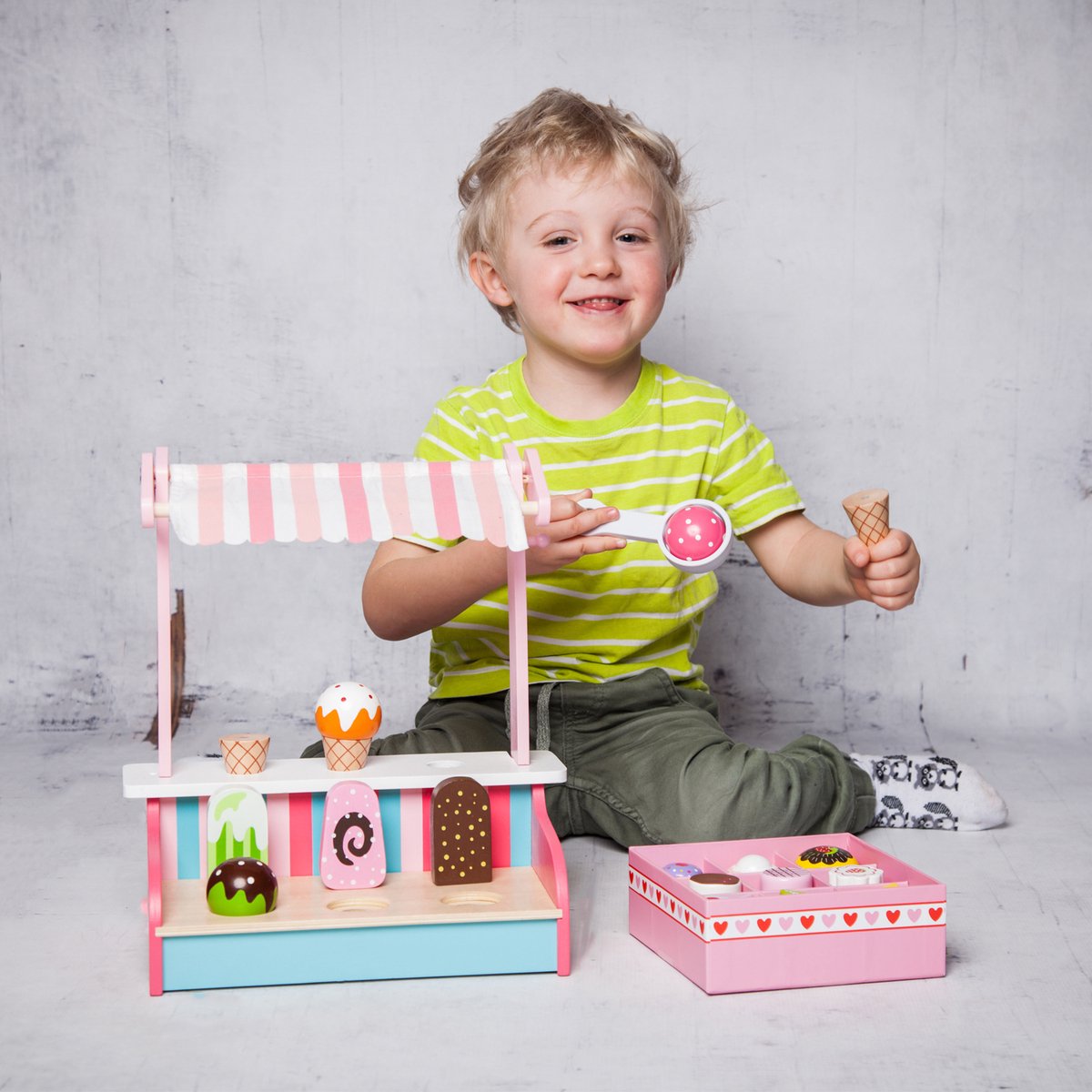 New Classic Toys® Speelgoedwinkeltje IJskraam Inclusief Accessoires — afbeelding 5