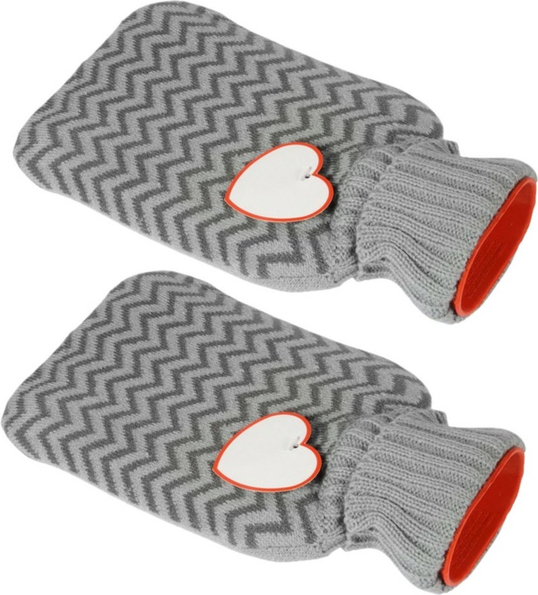 Goedkoopste Inspirion Warmwaterkruik - 2x stuks - met hartje - grijs - 0,75 liter -24 x 14 cm - Valentijnsdag cadeau