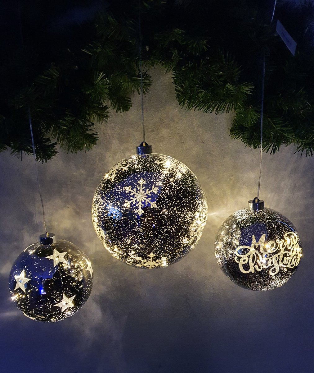 Luca Lighting Hangende kerstbal zilver met verlichting op batterijen , Set van 3, Groter maat D20cm , Vlok,Ster en Merry Christmas
