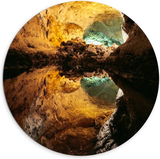 WallClassics - Dibond Muurcirkel - Mooie Grot - Cueva de los Verdes - 100x100 cm Foto op Aluminium Muurcirkel (met ophangsysteem)