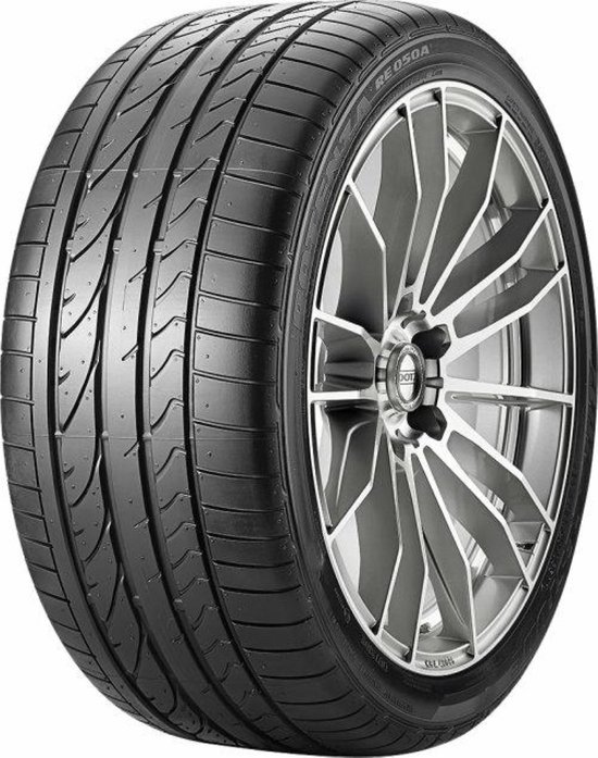 Foto: Bridgestone re050a rft 245 35 r20 95y zomerbanden