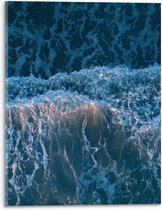 WallClassics - Acrylglas - Bovenaanzicht van Aanstromende Golven - 30x40 cm Foto op Acrylglas (Wanddecoratie op Acrylaat)