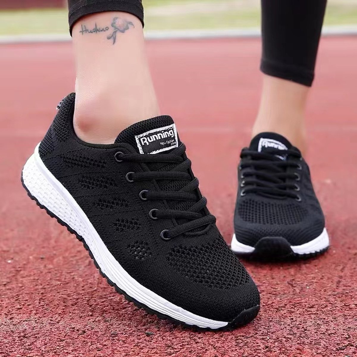 Sneakers dames zwart maat 40