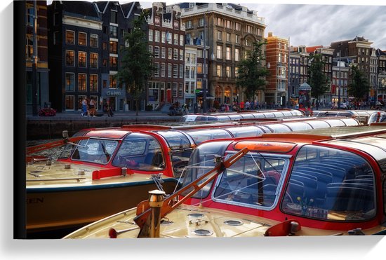 WallClassics - Canvas  - Toeristenboten in Amsterdamse Grachten - 60x40 cm Foto op Canvas Schilderij (Wanddecoratie op Canvas)
