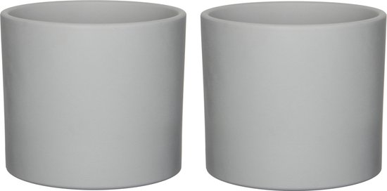 Set van twee lichtgrijze, ronde keramische potten.