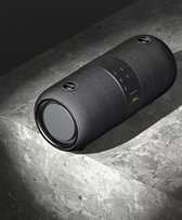Remax - Bluetooth Speaker - Draadloos- Smart Speaker - 15 Watt Krachtige speaker - Dynamische RGB Verlichting - Spat Waterdicht - Surround Sound - 60 uur Standby - Zwart -  Schoencadeautjes Sinterklaas - Cadeau