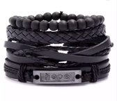 UrbanGoods - Leren Armbanden Set - Matte kralen armband - 4 Laags Armband set - Verstelbaar - Zwart - Leer