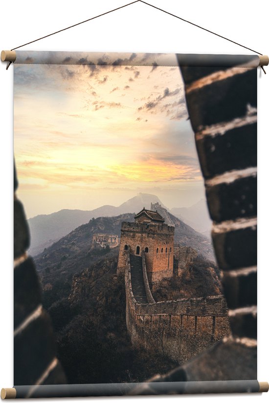 WallClassics - Textielposter - Chineese Muur vanuit het Raam - 60x80 cm Foto op Textiel
