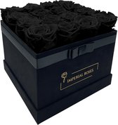 Imperial Roses - Flowerbox Longlife Rozen - Luxe Cadeau - Zwarte Rozen - Middel