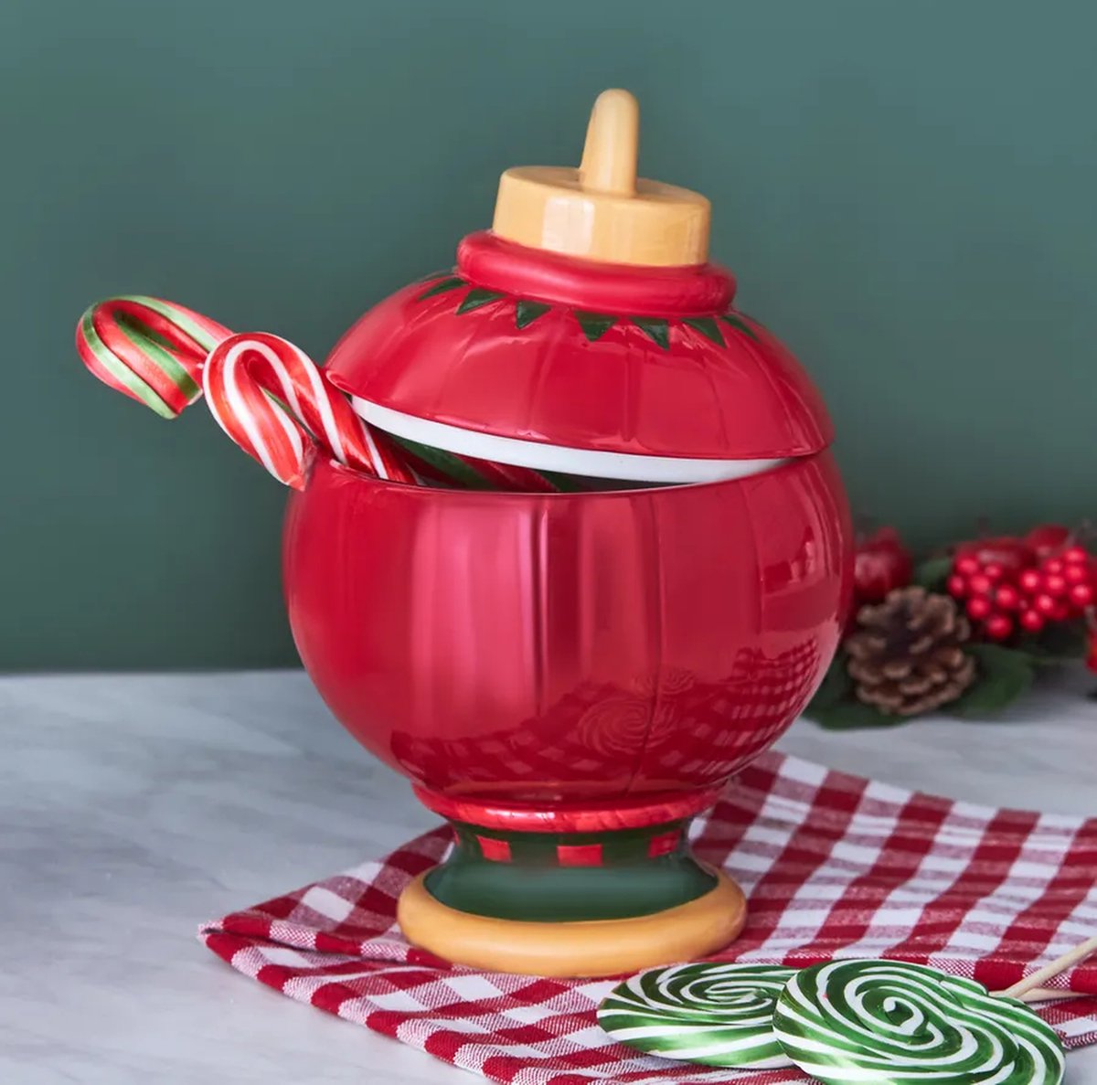Kerstbal pot - snoeppot - verbergen - Porselein - Kerst decoratie - Rood - Kersttafel - Kerst - Nieuwjaars tafel - Cadeau kerst