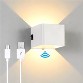 Wandlamp Met Bewegingssensor - Wandlamp Voor Binnen en Buiten - Oplaadbaar - Witte up & down kubus wandlamp - Wandlamp op batterijen - USB-C