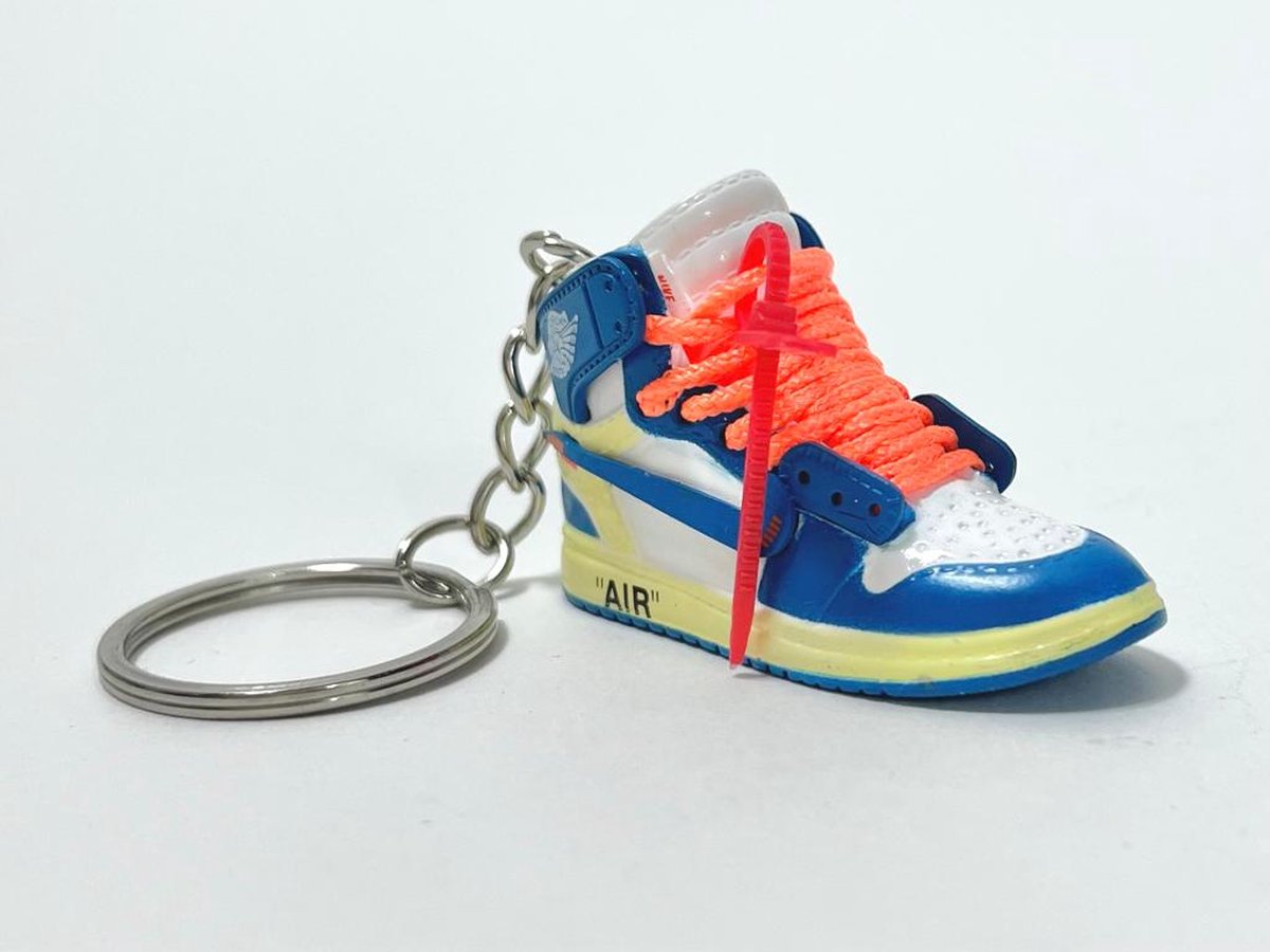 ShoeBlockX SneaKeys | Sleutelhanger | Tassenhanger | Nike Jordan High Off-White Blue | Sneakers | Cadeau