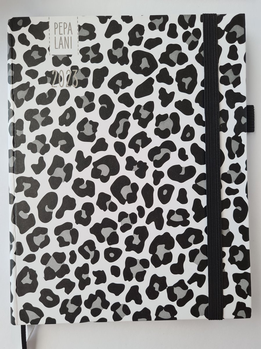 Pepa lani diary 2023 A5 Black&White - leopard FSC