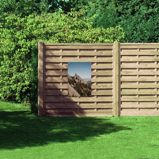 WallClassics - Garden Poster - Green Arbres on High Rock - 60x90 cm Photo sur Garden Poster (décoration murale pour l'extérieur et l'intérieur)