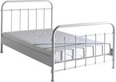 Vipack New York Kinderbed - Metalen Bedframe met Lattenbodem - 120x200 cm - Wit