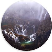 WallClassics - PVC Schuimplaat Muurcirkel - Meerdere Watervallen in de Natuur - 60x60 cm Foto op Muurcirkel (met ophangsysteem)