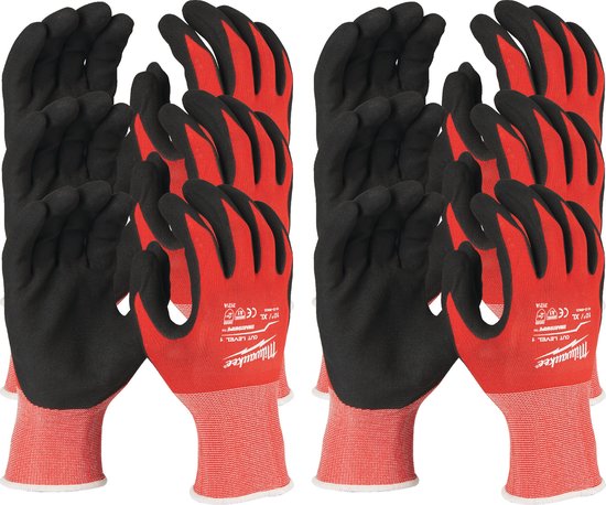 Twaalf paar rode en zwarte Milwaukee snijhandschoenen met witte manchetten.