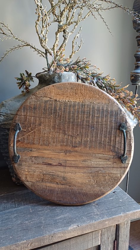 Houten dienblad met metalen greep
