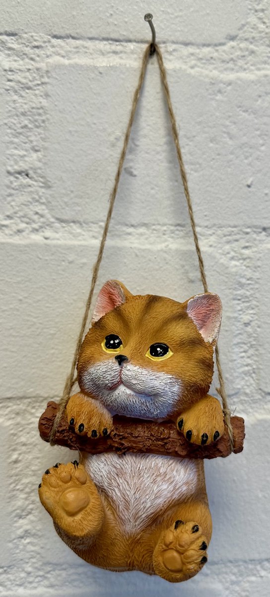 Polyresin hangend (tuin) dier "kat" - rood - hoogte 15x10x8 cm - ophangtouw - Voor binnen of buiten - Tuinaccessoires - Woonaccessoires