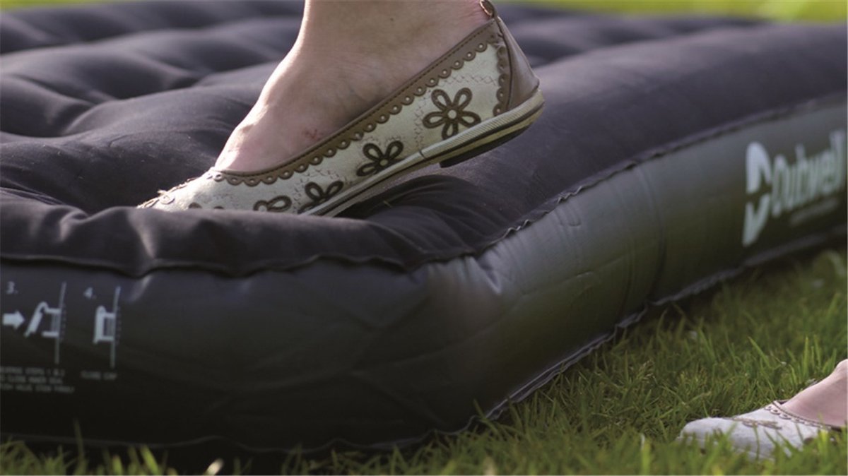 Outwell Classic Luchtmatras met Kussen en Pomp Enkel 185 x 75 cm Zwart
