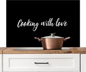 Spatscherm keuken 100x65 cm - Kookplaat achterwand Cooking with love - Keuken - Quotes - Spreuken - Liefde - Muurbeschermer - Spatwand fornuis - Hoogwaardig aluminium