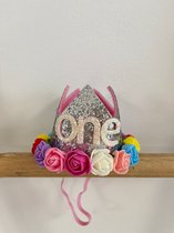 Haarkroon-verjaardagskroon-1 jaar-eerste verjaardag-one-regenboog-glitter-kroon-feestkroon-prinses-bloemen-fotoshoot-cakesmash